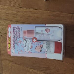 Esfolio Cleansing Foam and Cleansing Oil Value Set